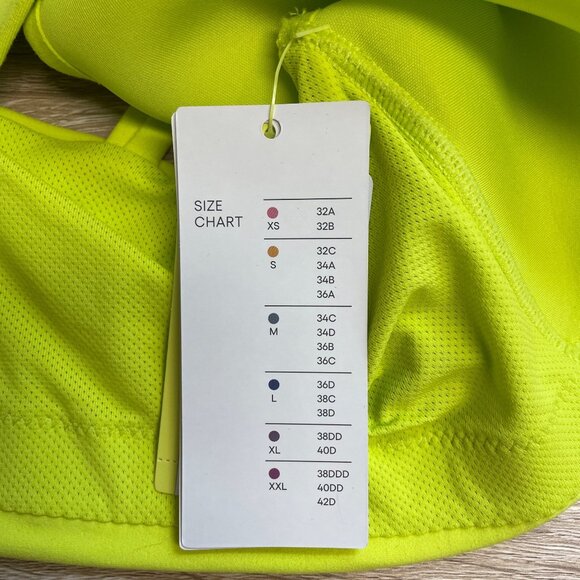 ALL IN MOTION BRA LIGHT SUPPORT EVERYDAY SOFT STRAPPY WOMEN'S LIME GREEN NWT - Picture 7 of 9